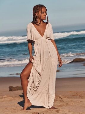 Free People | La La Maxi Dress in Salt | Size Medium